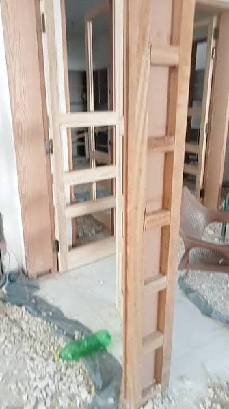 Frame with Pelmet
